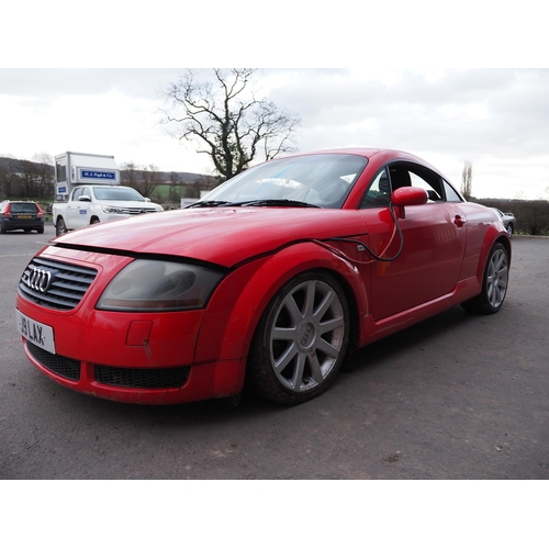 433 - Audi TT Quatro turbo, 2002, 1781cc.
Runs and drives but needs attention, has been stood for about 12... 