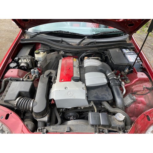 429 - Mercedes SLK 230 compressor. 2001. Runs and drives. From a deceased estate  
Last owner from 2007  
... 