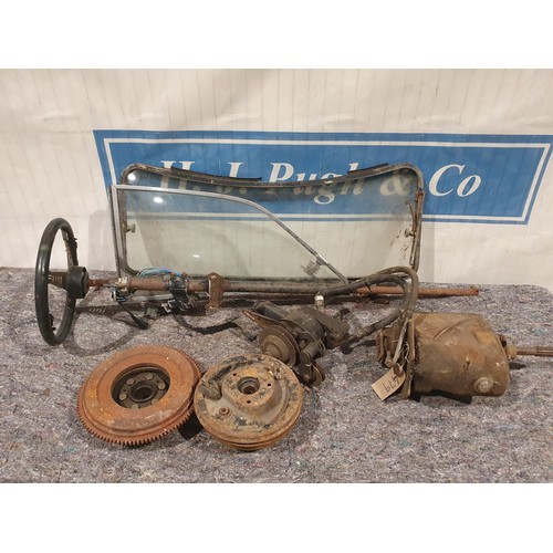 452 - Morris gearbox, windscreen and other clutch, brake and steering parts