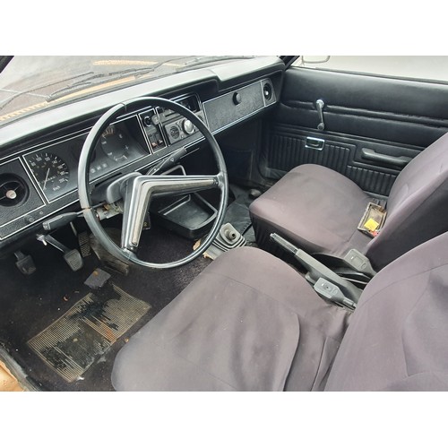 436 - Ford Taurus bodyshell, 1974.
No engine or gearbox, was originally a 1600, underneath is solid, body ... 