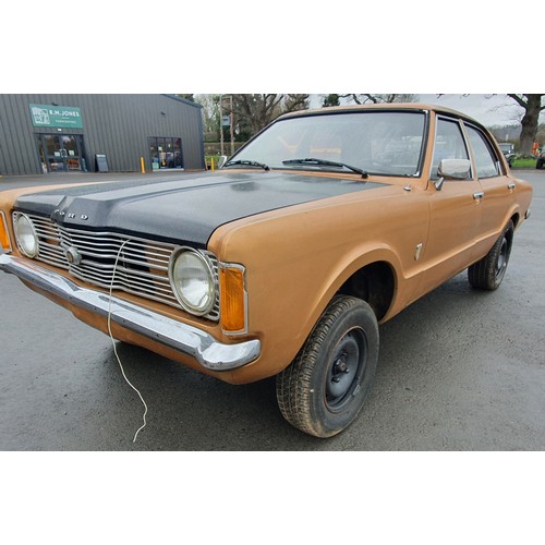 436 - Ford Taurus bodyshell, 1974.
No engine or gearbox, was originally a 1600, underneath is solid, body ... 