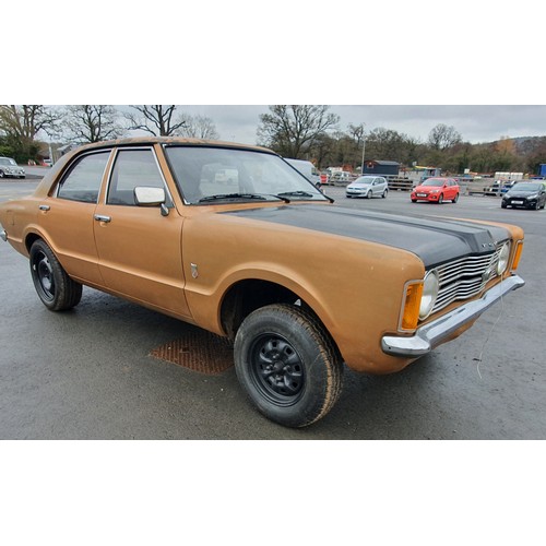 436 - Ford Taurus bodyshell, 1974.
No engine or gearbox, was originally a 1600, underneath is solid, body ... 