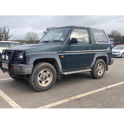 434 - Daihatsu Sportrak 1.6 petrol. 1993. Starts and runs. 4WD Works fine. Been stood for many years. Need... 