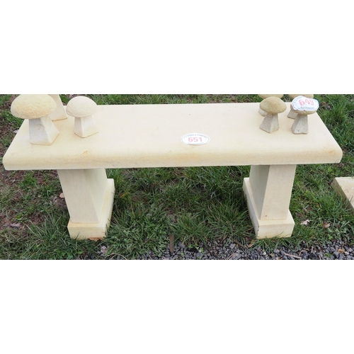 651 - Garden bench 48