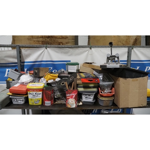 588 - Shelf of garage consumables