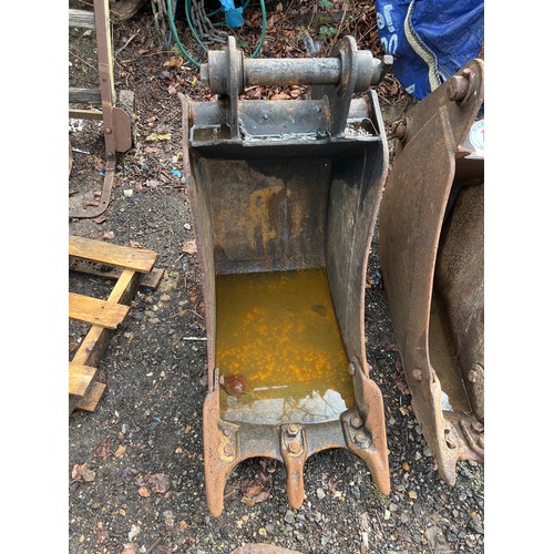 145A - Digger bucket 2ft