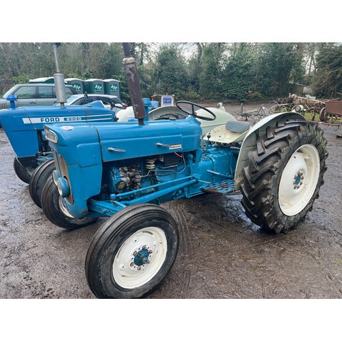 505 - Fordson Super Dexta tractor. 1964. Runs and drives, fitted with PUH. Seat in office. Reg. JHR 55IB. ... 