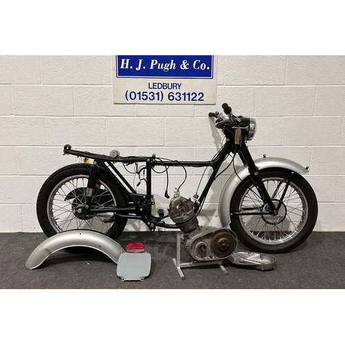 805 - Triumph Tiger cub rolling chassis and engine. 1961. 100cc.
Frame no. T73213
Engine no. T2073213
Prop... 