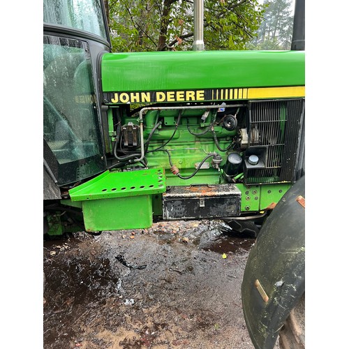 479 - John Deere 3650 tractor. 1991. Runs and drives. Fitted with underslung front weights. Reg J485 WVW