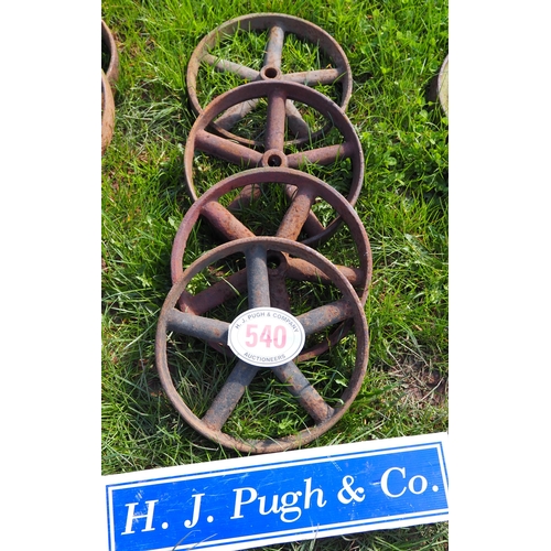 540 - Cast iron wheels - 4