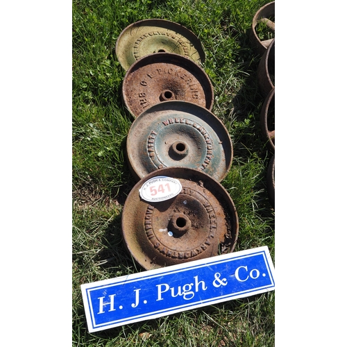 541 - Cast iron wheels - 4