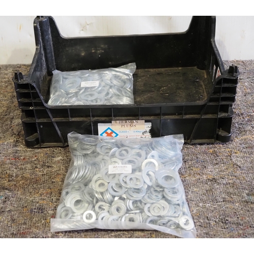 668 - 4kg Bags of mixed washers - 2