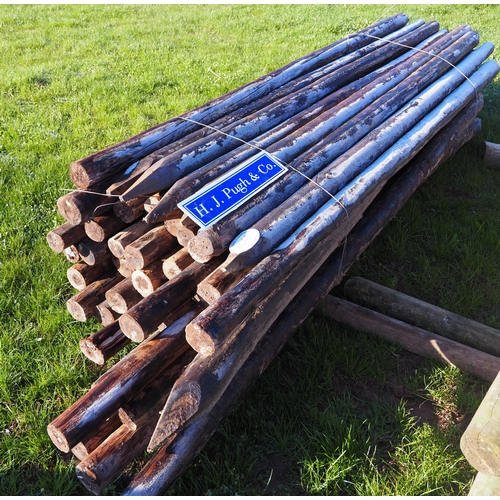 1042 - Hop poles 10ft approx. 40