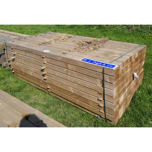 980 - Fenceposts 2.4m x 125 x 75 - 81