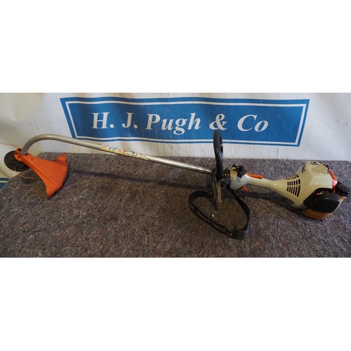 607 - Stihl FS45 Petrol Strimmer