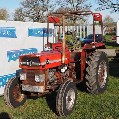 1399 - Massey Ferguson 135 tractor. Runs and drives. Showing 9418 hours. Reg. VYB 397B