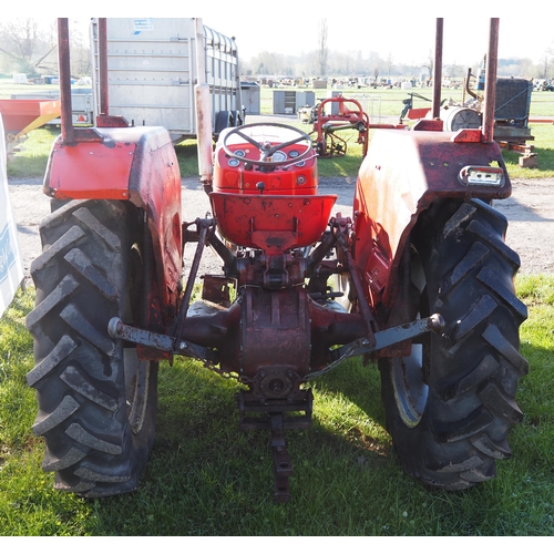 1399 - Massey Ferguson 135 tractor. Runs and drives. Showing 9418 hours. Reg. VYB 397B