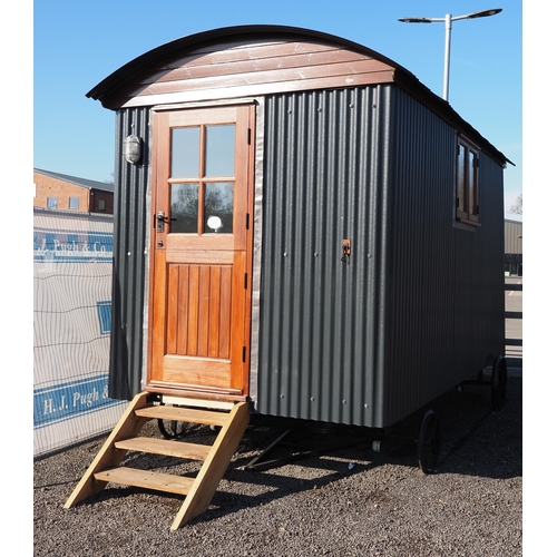 1419 - Shepherds hut 4.2 x 2.2m. Steel box section with turntable. Drawbar with tow hitch.  Fully insulated... 