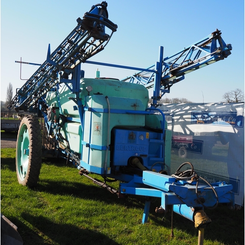 1439 - Berthoud trailed sprayer 24m