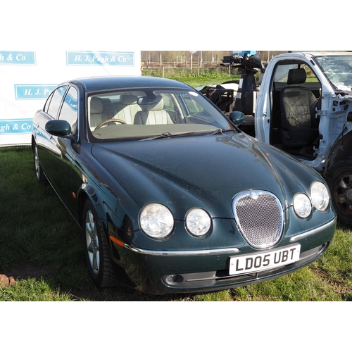 1477 - Jaguar S Type 2005, 3.0l V6.
Runs and drives, MOT until 06.02.24. Has had new brake pads and discs, ... 