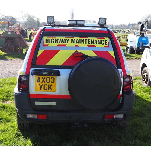 1484 - Land Rover commercial Freelander. MOT until 26/11/23. V5  and keys in office