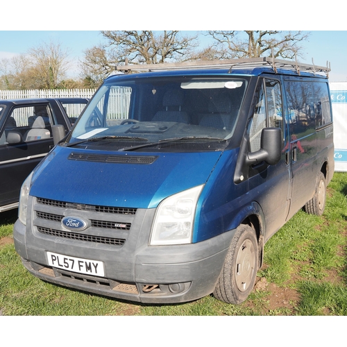 1486 - Ford Transit TDCI van. 2007. Runs and drives. MOT until 23/01/24. Showing 156,537 miles. Reg. PL57 F... 