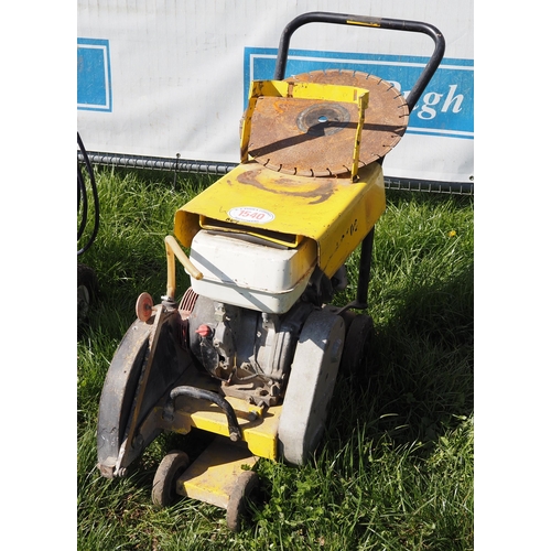 1540 - Roadsaw wacker