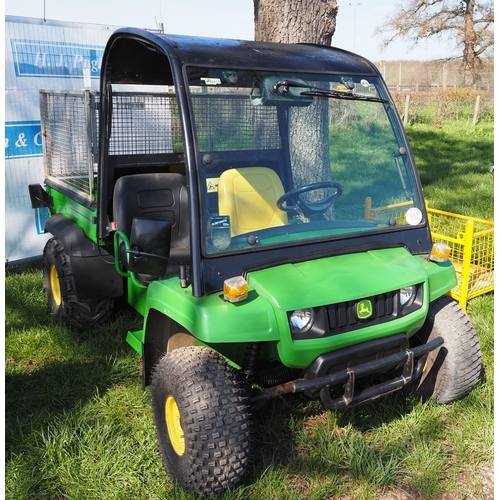 1553 - John Deere gator. Repainted, new tyres. Runs