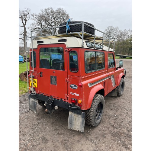 1468A - Land Rover 90 county. 2.5 turbo diesel. Runs and drives well. MOT until 12/8/23. 151,000+ miles. C/w... 