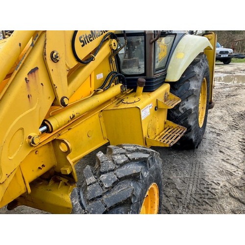 1448 - JCB 3CX. 1994. C/w 3 buckets, Low hours, new tyres. V5 and keys in office