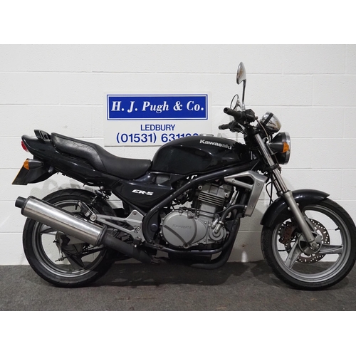 1576 - Kawasaki ER-5 motorcycle, 1997, 498cc.
Reg R382 BNA, keys