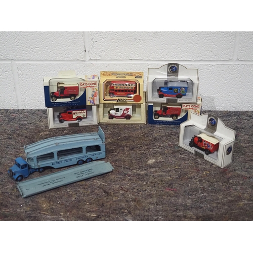 335 - 2 Matchbox Series collectors cases full with vintage Matchbox vehicles and boxed Days Gone model car... 