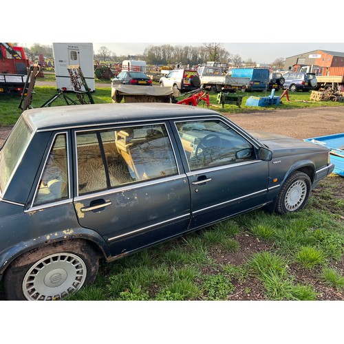 1579 - Volvo 760 6 cylinder turbo diesel. 1989. VW engine for restore. Reg. G702 VJF. V5 and keys in office