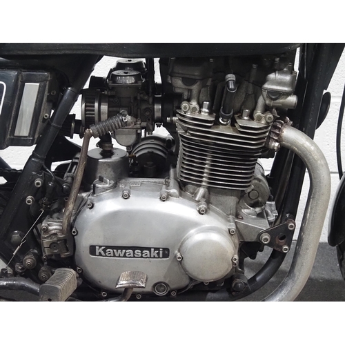 1009 - Kawasaki KZ750 Twin motorcycle. 1982. 749cc. 
Frame No. KZ750Y-000844
Engine No. KZ750BE061030
Runs ... 