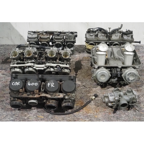 703 - Assorted Japanese carburettors to include CBR600, XJ600 and VFR750