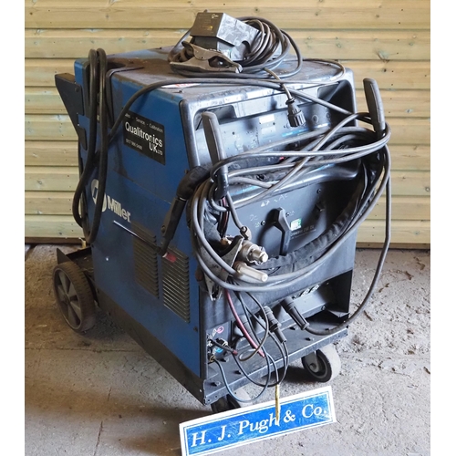 102 - Miller Syncrowave 250 DX TIG welder, AC/DC, 3 phase