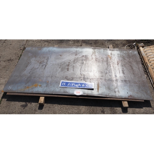 194 - Mild steel plate 8mm and 5mm, approx. 71 x 41 - 2