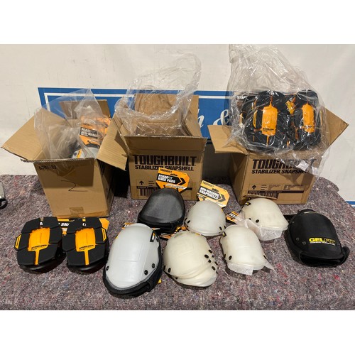 884 - Large quantity of heavy duty kneepads and assorted kneepad interchangeable Snapshells to include sta... 