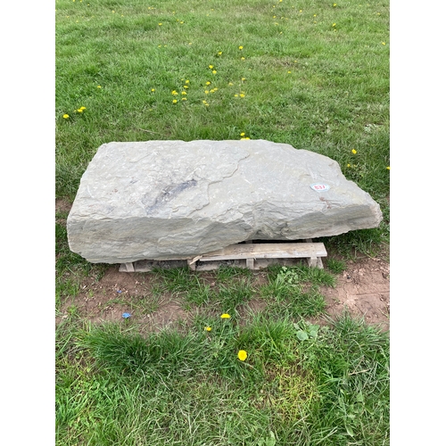 837 - Large rockery stone