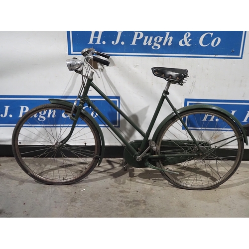 759 - Ladies vintage bicycle