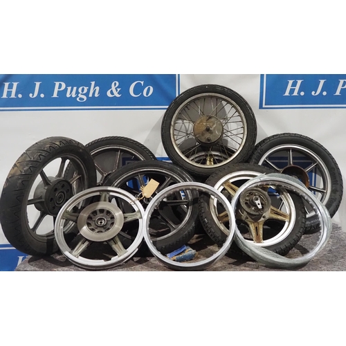 781 - Large quantity of Japanese motorcycle wheels and rims