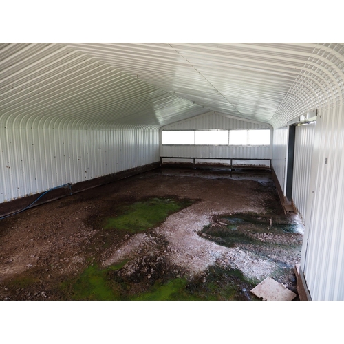 94 - Poultry shed 20ft x 38ft. to be dismantled and removed by the purchaser within two weeks