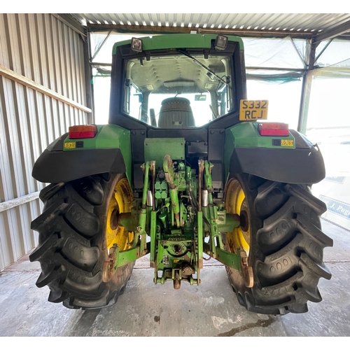 113 - John Deere 6610 4wd tractor. 1998. Runs and drives. 12,500 hours showing. Fitted with front weights.... 