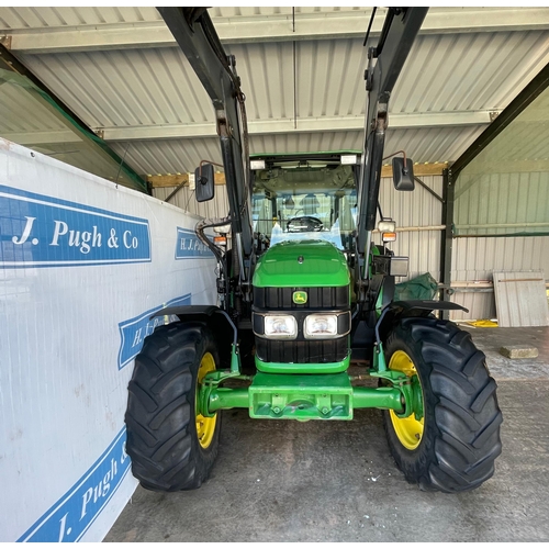 114 - John Deere 5820 4wd tractor. 2006. Runs and drives. 5600 hours showing. Fitted with Quicke Q38 loade... 