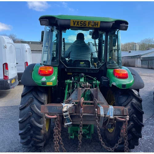 114 - John Deere 5820 4wd tractor. 2006. Runs and drives. 5600 hours showing. Fitted with Quicke Q38 loade... 