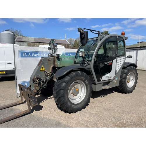 118 - Kramer KT357 Loadall. 2018. Runs and Drives. 3470 hours showing. Fitted with pick-up hitch. C/w pall... 