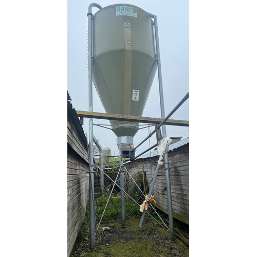 99 - Hanco 6 tonne fiberglass bulk bin. Purchaser to remove within two weeks.