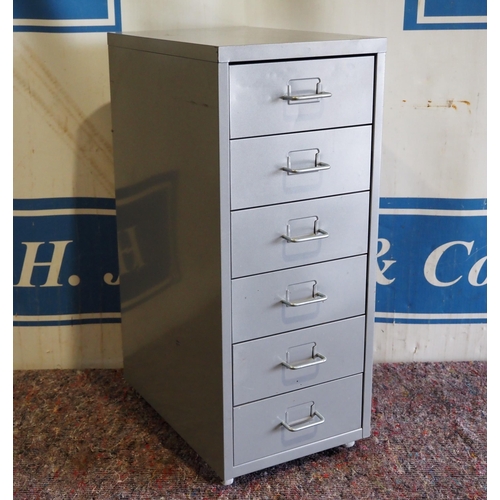 629 - 6 Drawer metal cabinet