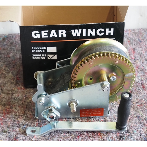 783 - Double geared hand winch, 25ft webbing