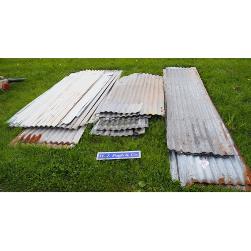 286 - Large quantity of roof sheets